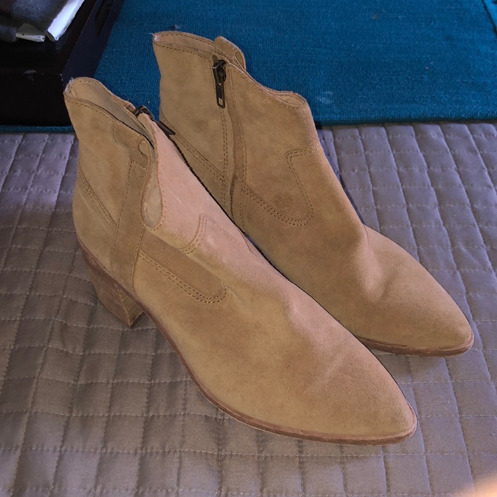 Madewell Suede Ankle Bootie Sz 9